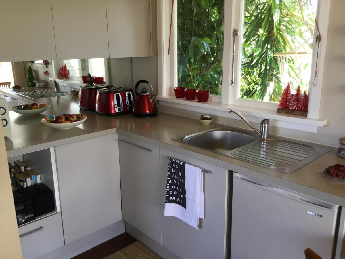 Sundari Retreat Bed and Breakfast Otaki Exteriör bild